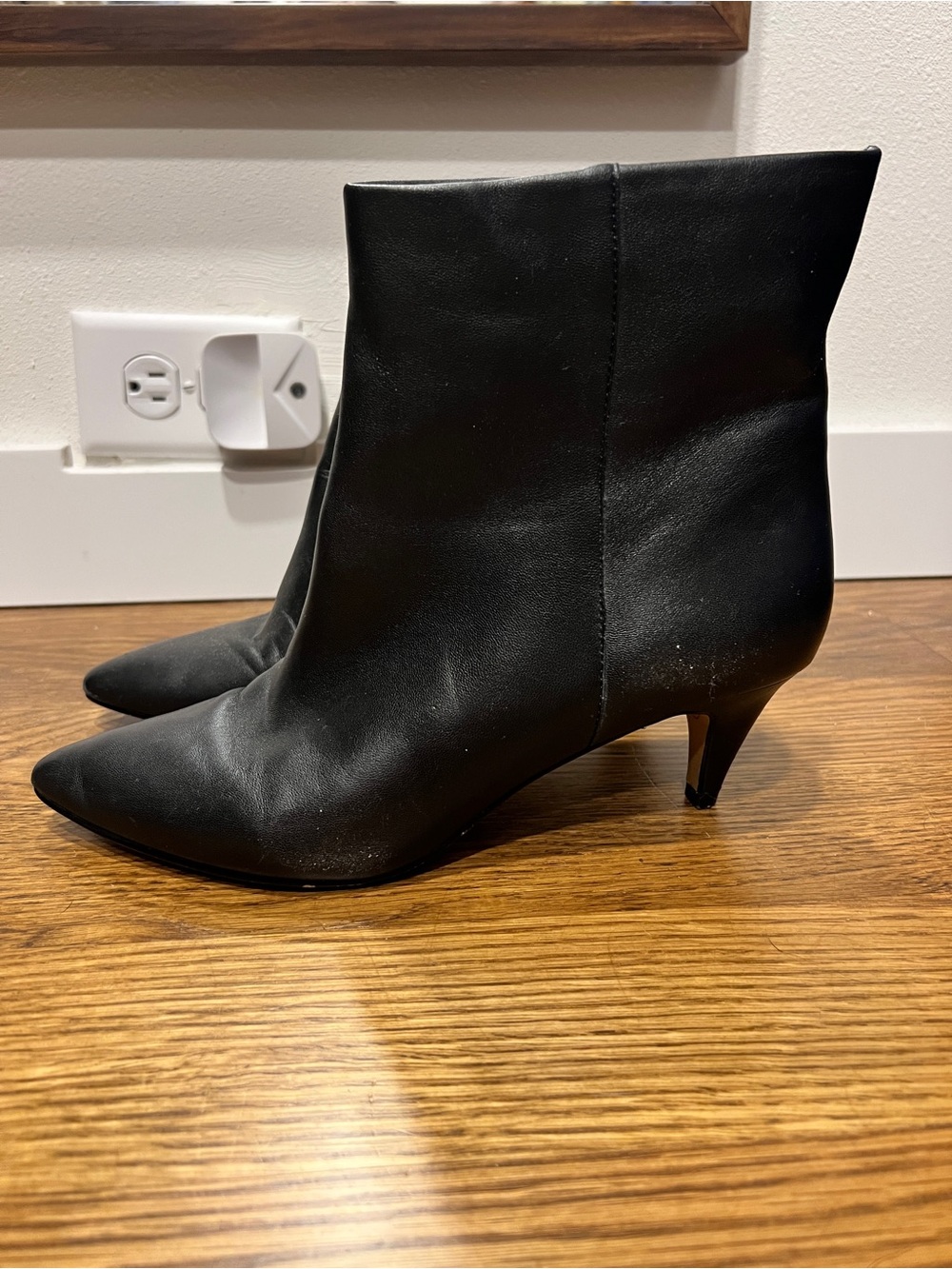 Dolce Vita Black Leather Kitten Heel Boots - Picture 3 of 11